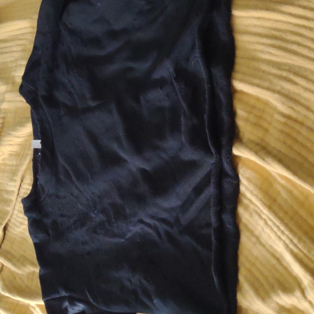 Alo Yoga Black Distressed Crop